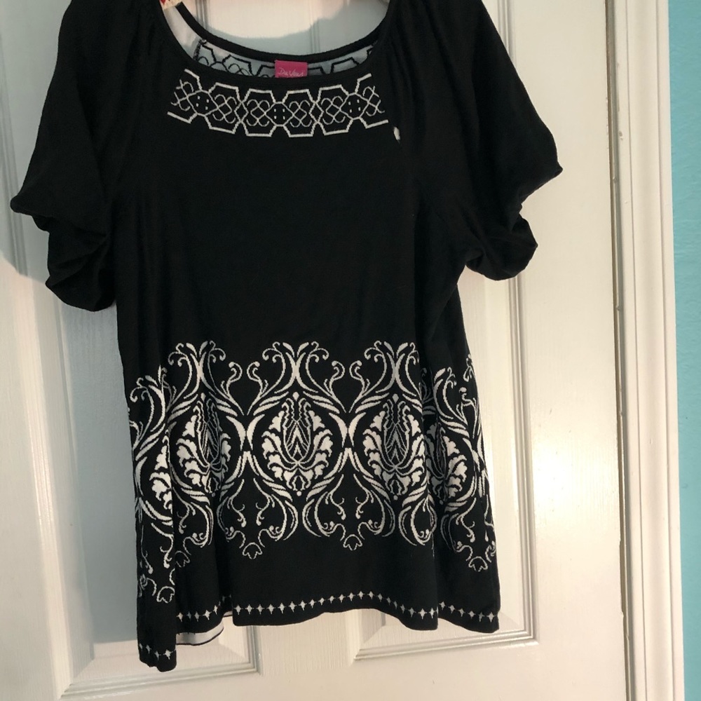 Du Jour black&white top in women’s large EUC